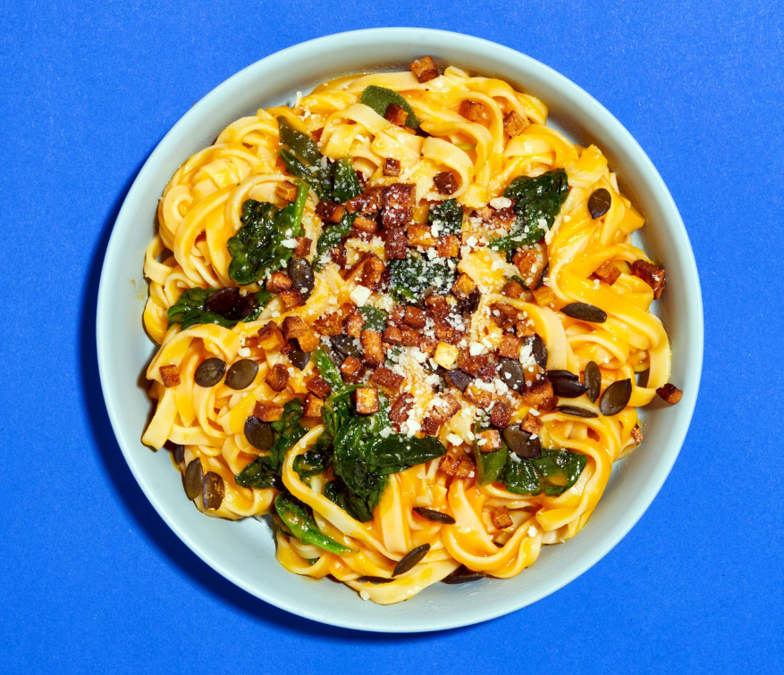 Rezept für Pumpkin Pasta mit Tofu-Speck-Würfeln