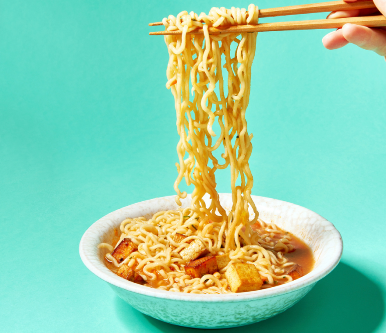 Rezept für supereasy Instantnudeln-Pimp-Up: Sweet-Chili-Tofucubes